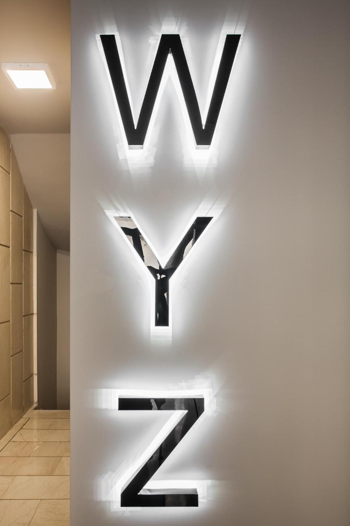Wyz Piraeus Aparthotel Exteriör bild